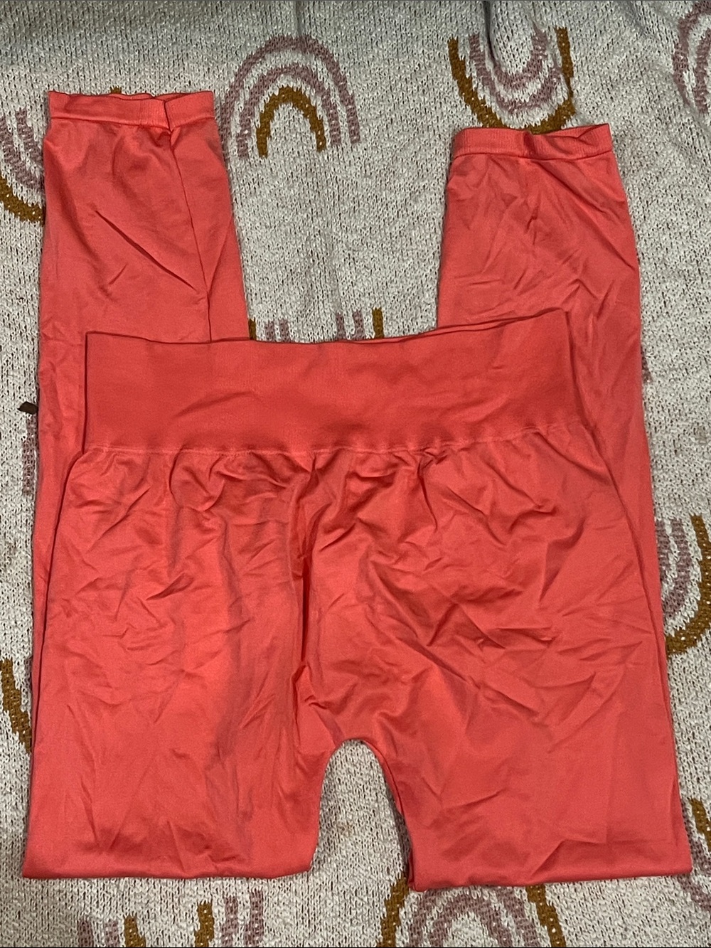 Victoria's Secret Coral-Orange Stretch Leggings seamless size medium-large